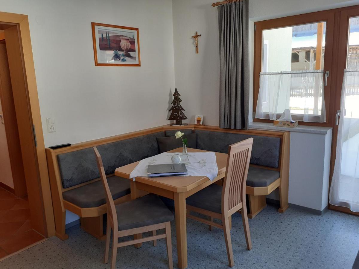 Apart Larcher Kaunertal Ngoại thất bức ảnh