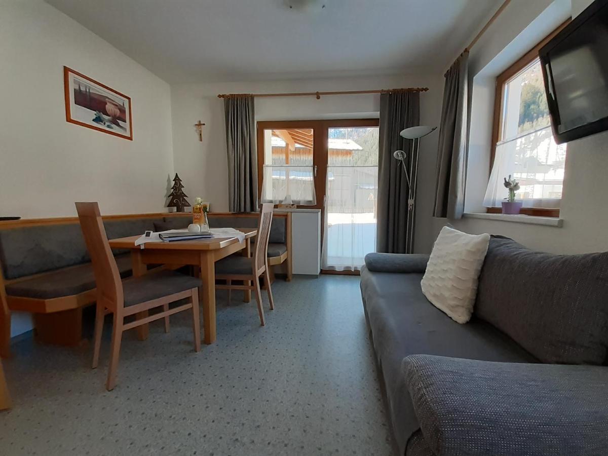 Apart Larcher Kaunertal Ngoại thất bức ảnh