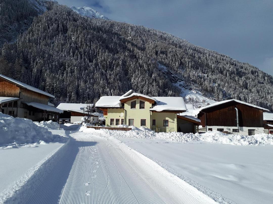 Apart Larcher Kaunertal Ngoại thất bức ảnh